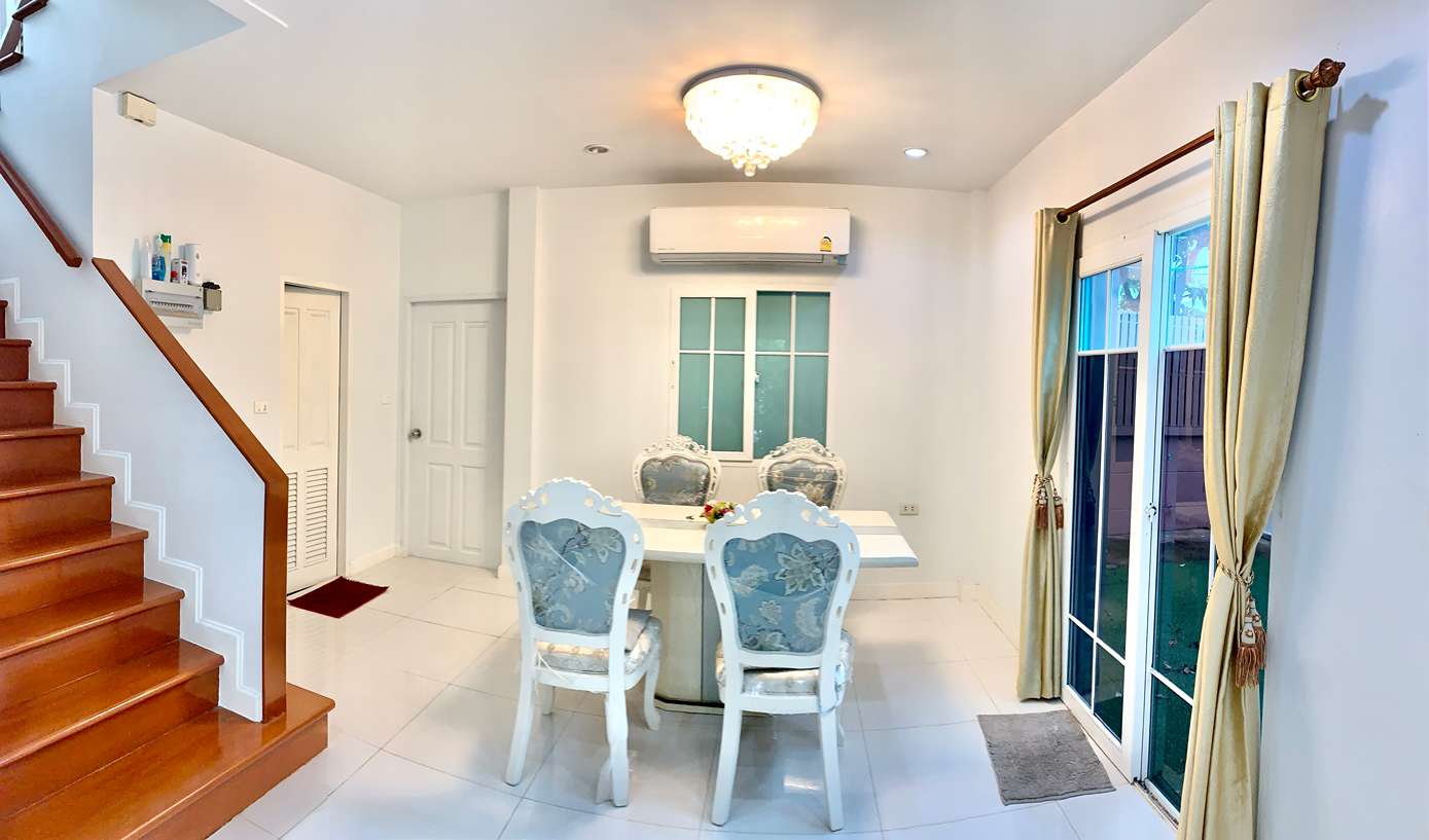บ้านวิวทะเลสาบ เดอะ วิลล่า ท่าอิฐ ขายบ้าน วิวทะเลสาบ ติดรถไฟฟ้า Lake View House, The Villa Tha It House for sale,